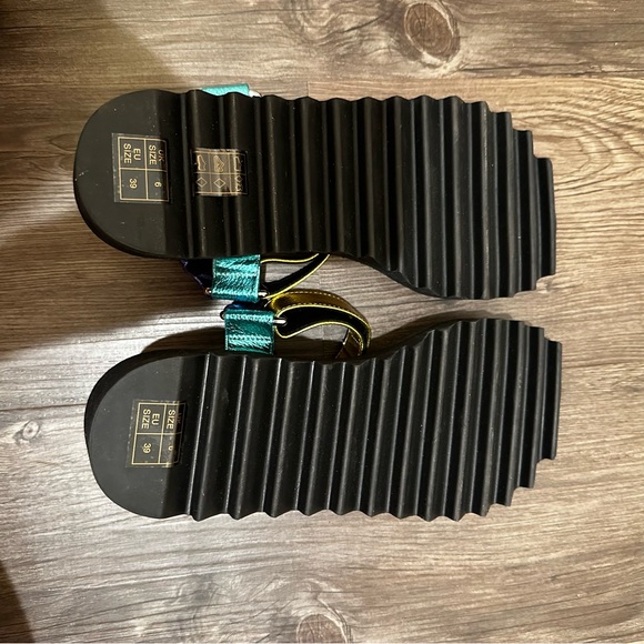 Kurt Geiger Multicolor Sandals - Picture 5 of 5